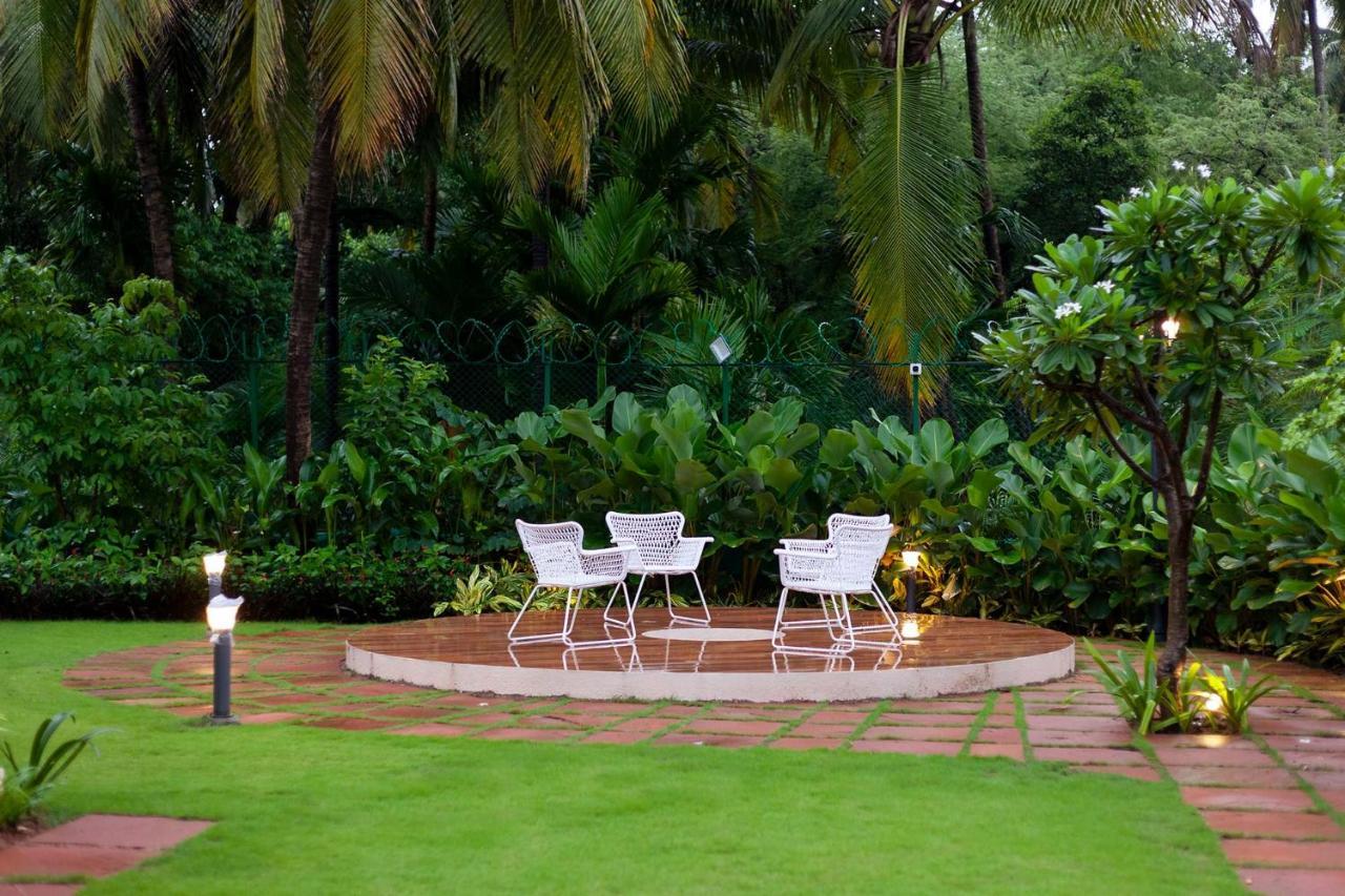 Prism and Palette by Stayvista: Green Oasis with Vibrant Interiors and Leisure Amenities Alibag Exterior photo