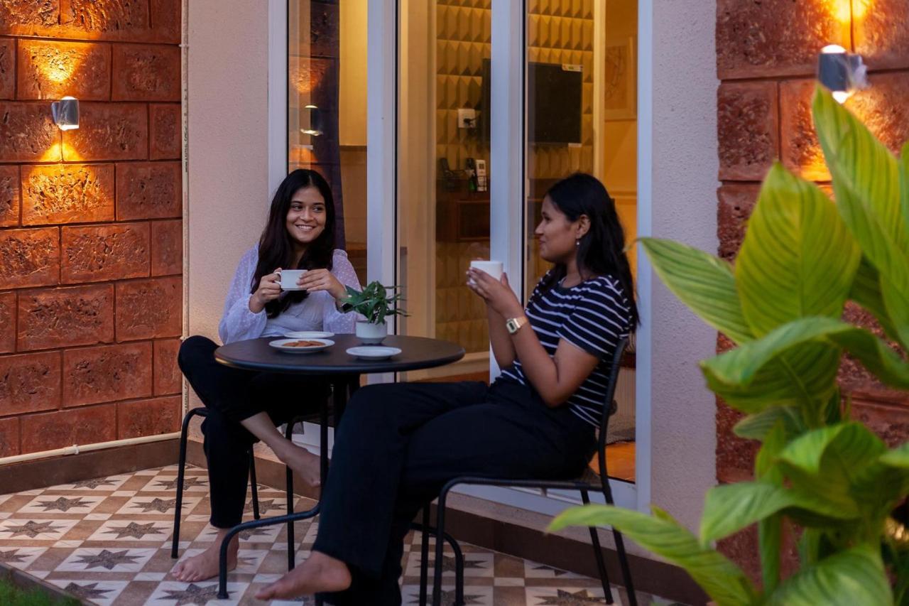 Prism and Palette by Stayvista: Green Oasis with Vibrant Interiors and Leisure Amenities Alibag Exterior photo